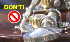 Schrauben nicht schräg treiben!