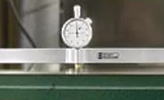 Lehre zum Messen der Halskrümmung