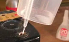 Eine Klebstoff-Tropfschale herstellen