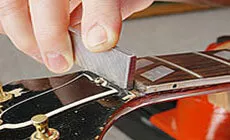 Reinigen des Mutterschlitzes