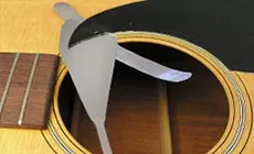 Entfernen des Pickguards