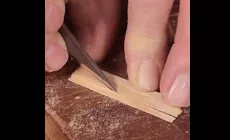 Reinigen des Klebstoffs