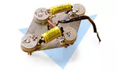 Les Paul-Verkabelung entfernt