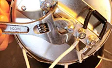 Einstellung des Klebstoffbehälterthermostats