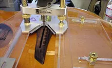 Verlegen des Sattelschlitzes