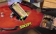 Schneiden Sie den Aufnahmedraht in der Nähe des Aufnahmedrahts ab