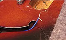 Abisolieren der Leitungen des Aufnahmedrahts