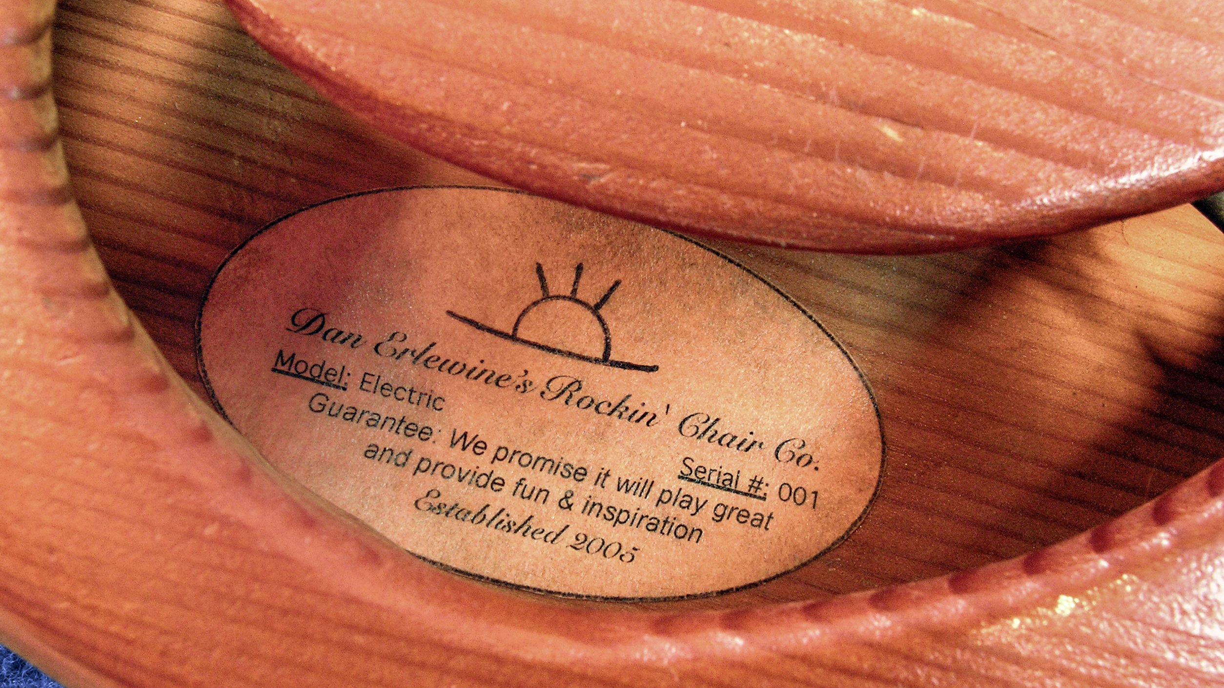 Gestalte individuelle Labels für deine Gitarren!