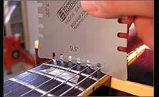 Heck den Fingerboard-Radius