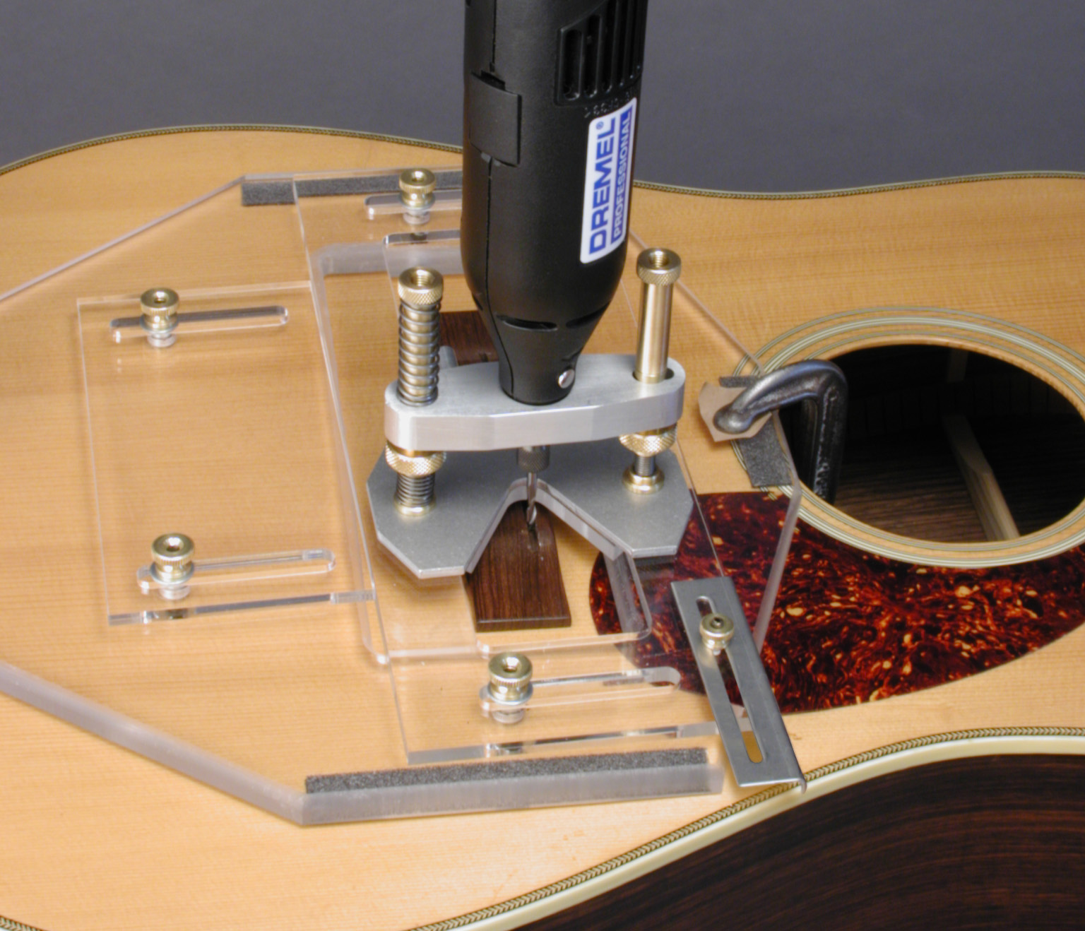 Anweisungen zum Sattel-Routing-Jig