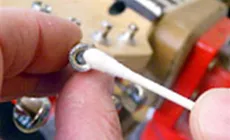 Ein bisschen tupfer Vaseline