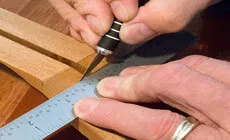 Jede Linie mit einem Rasiermesser bewerten