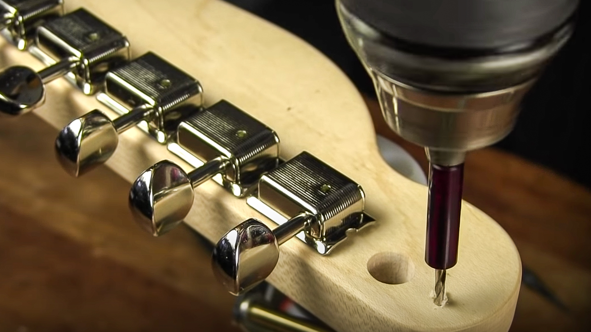 Tiefenanschlag-Bohrer