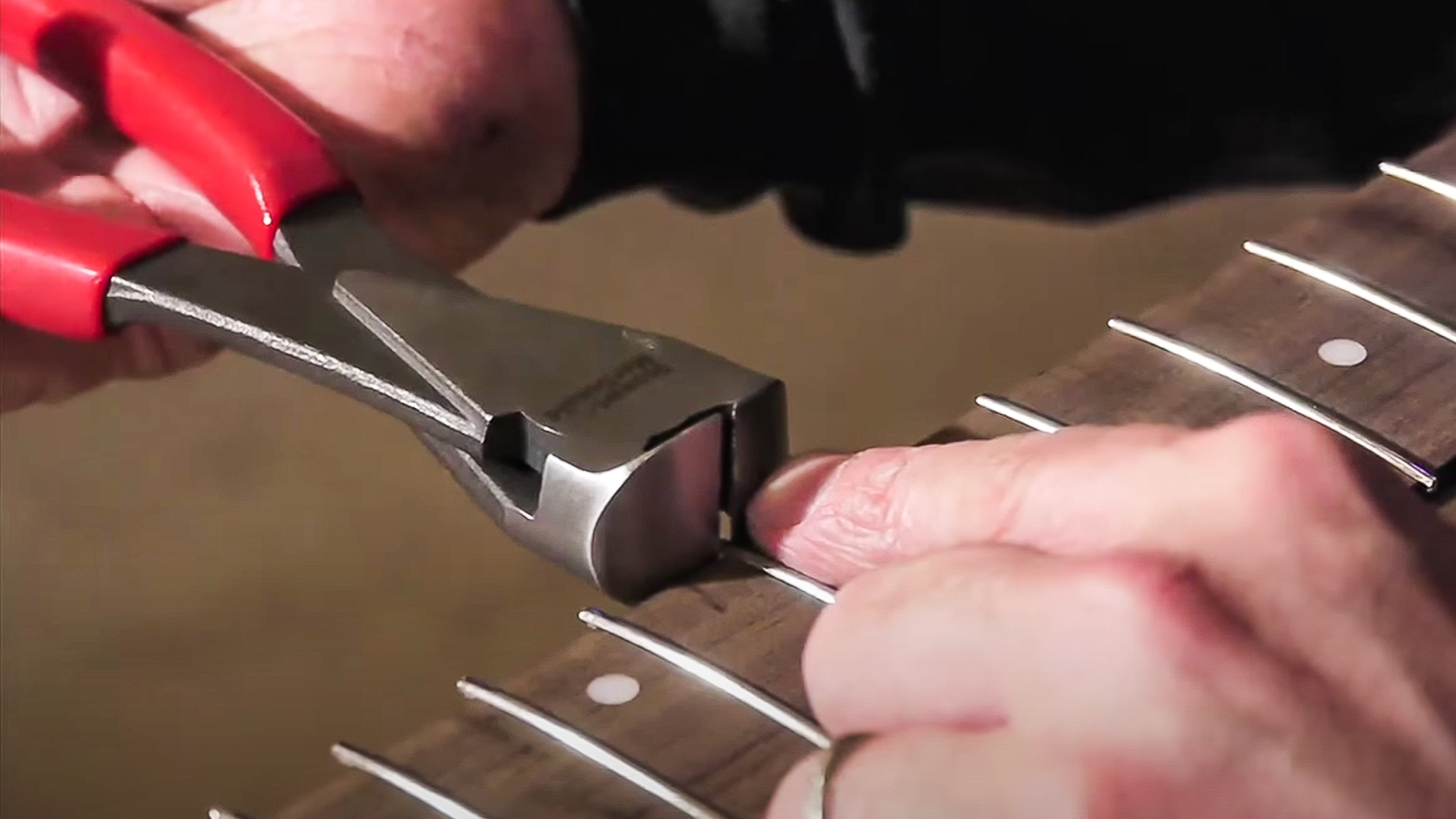 Frettchenschneider zum Trimmen von Fransenenden