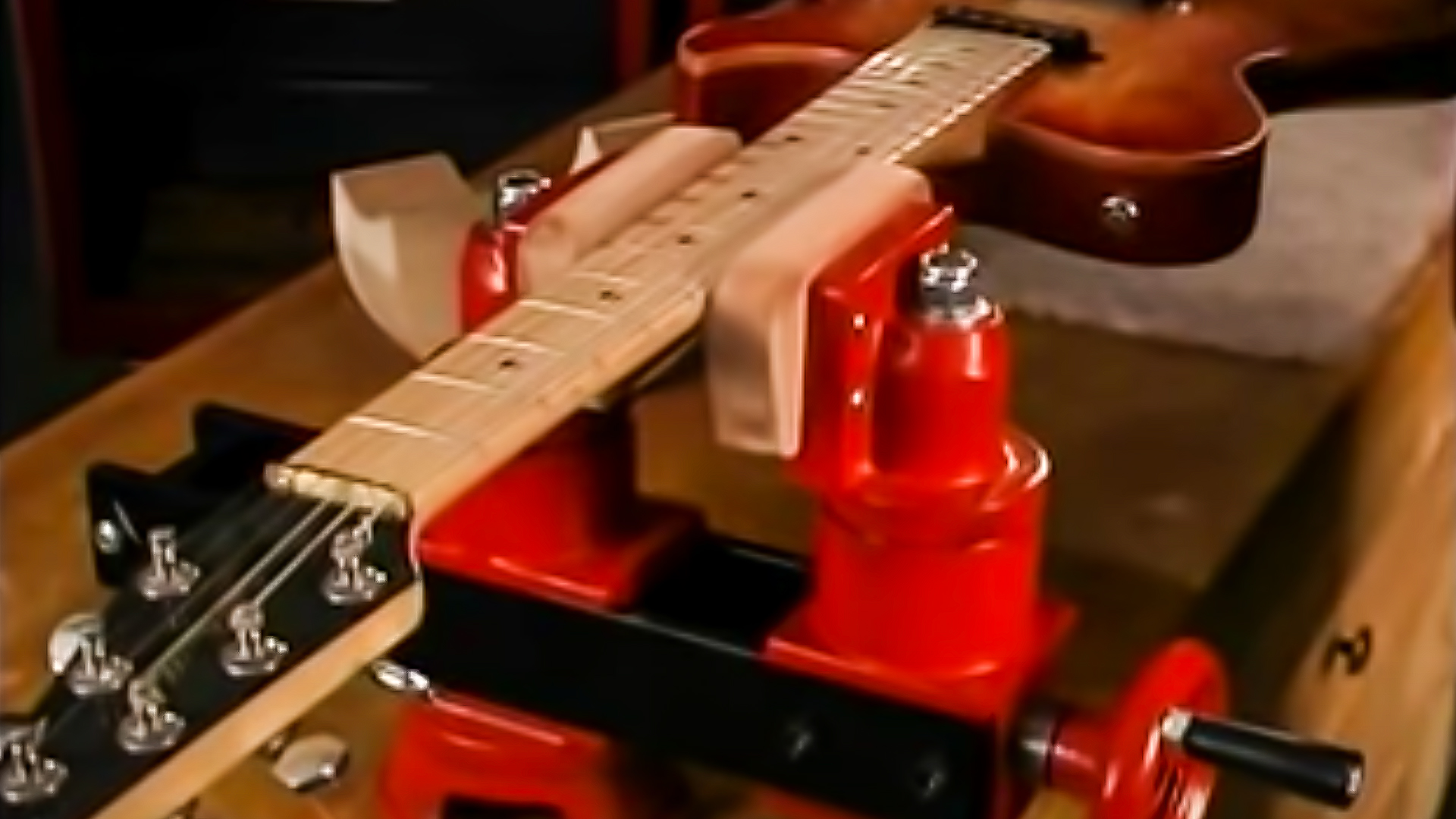 Gitarrenreparatur-Schraubstock