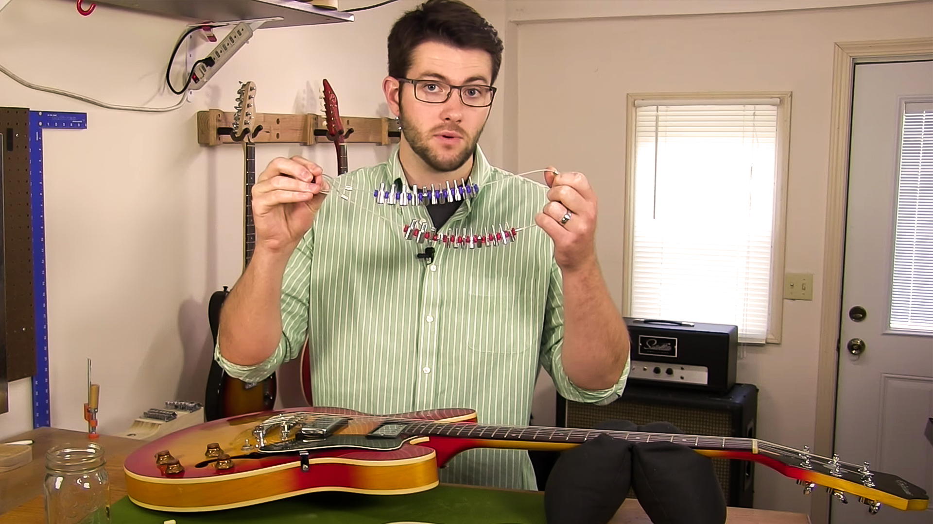 Thread Detective für Gitarren findet die richtige Passform für Gitarrenteile