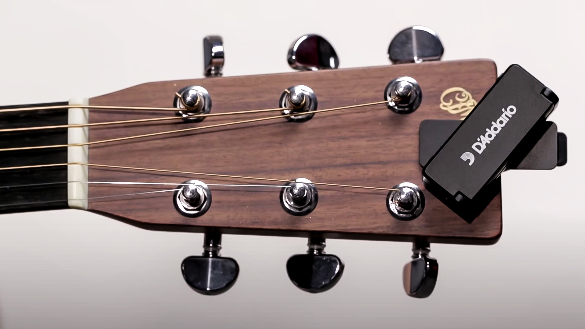 D'Addario Headstock Tuner-Demo zum Anklemmen