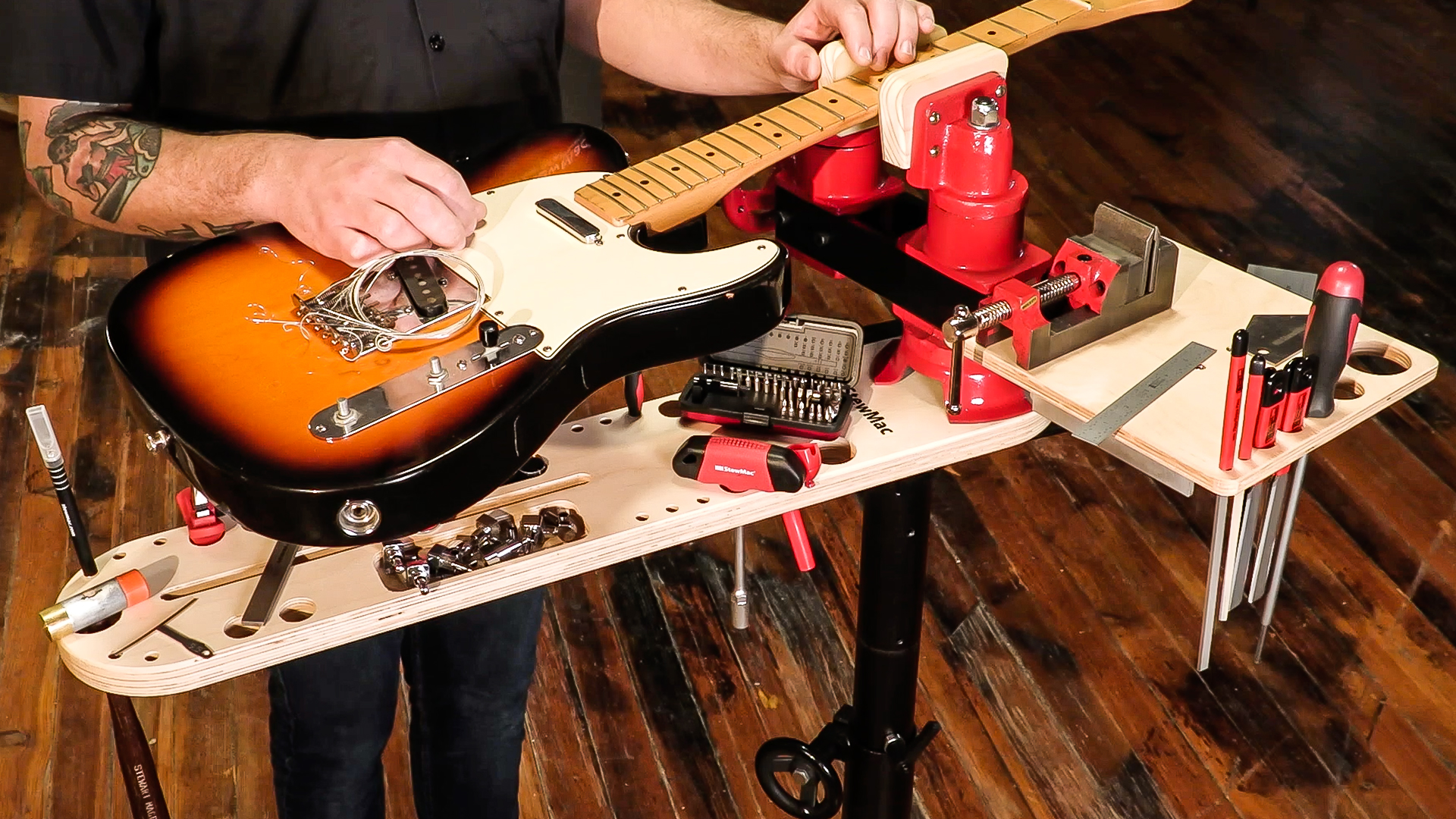 Eine klassische Konzertgitarre machen