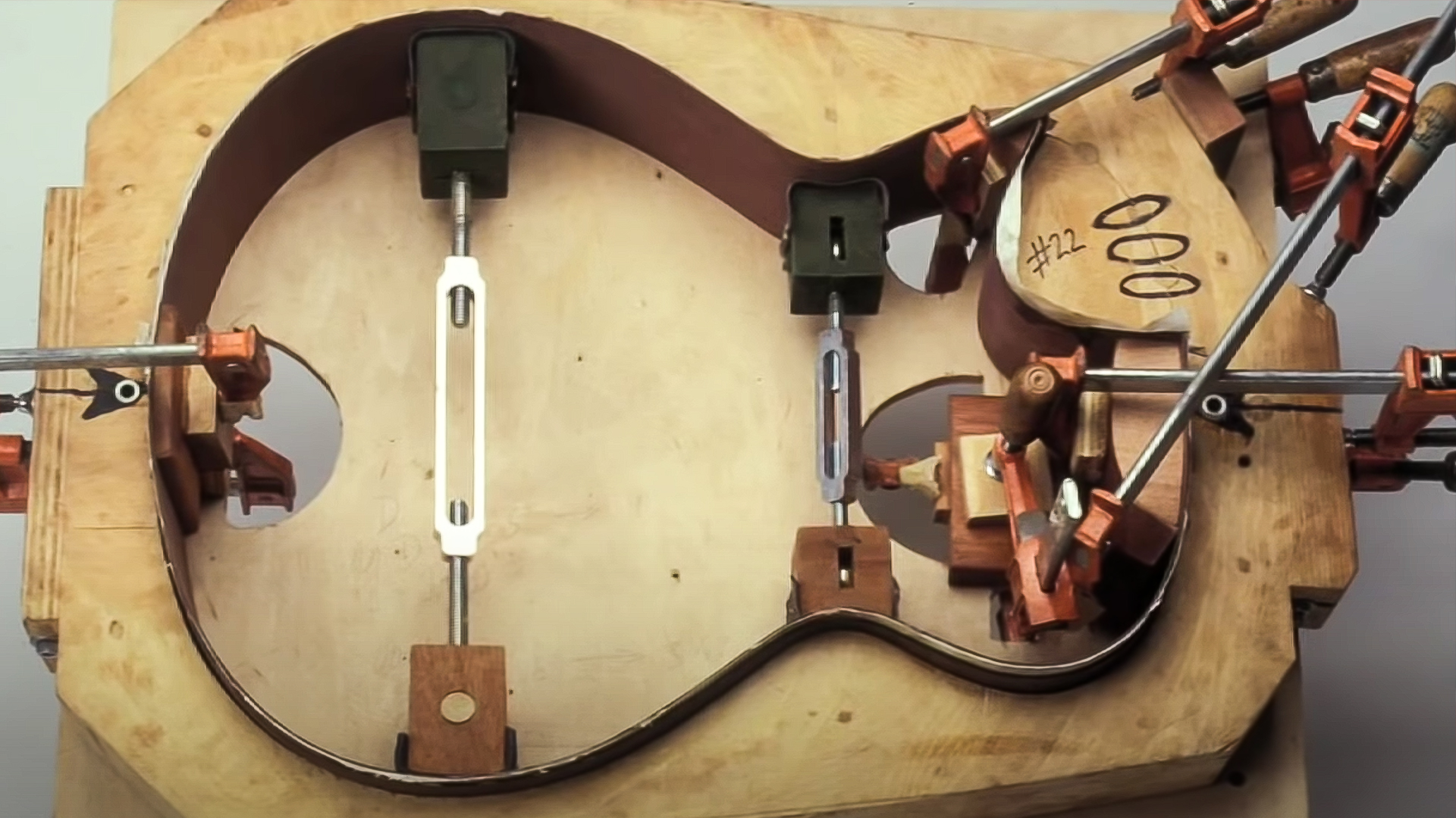 Die reaktionsfähige Gitarre