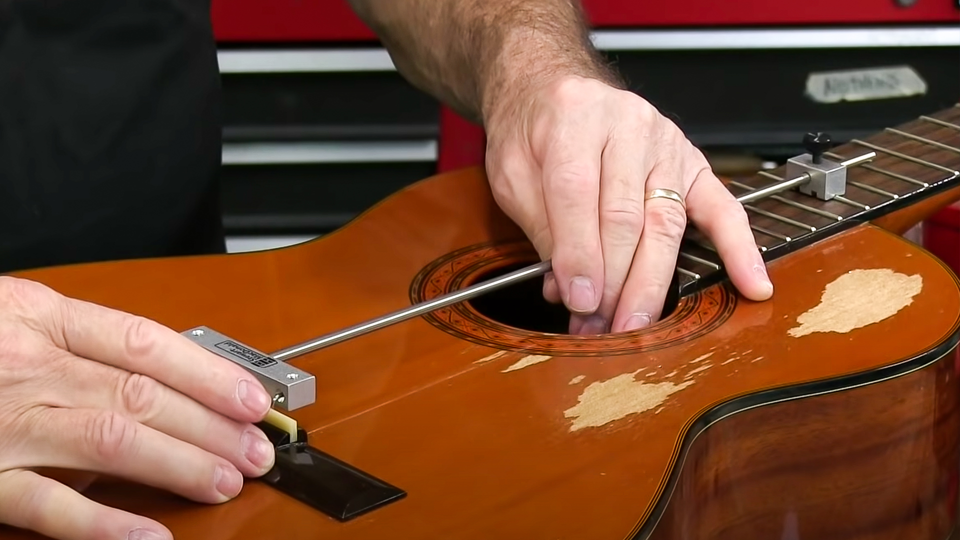 Der Kornausschlag machte diese Gitarrenbrücke zum Hingucker!